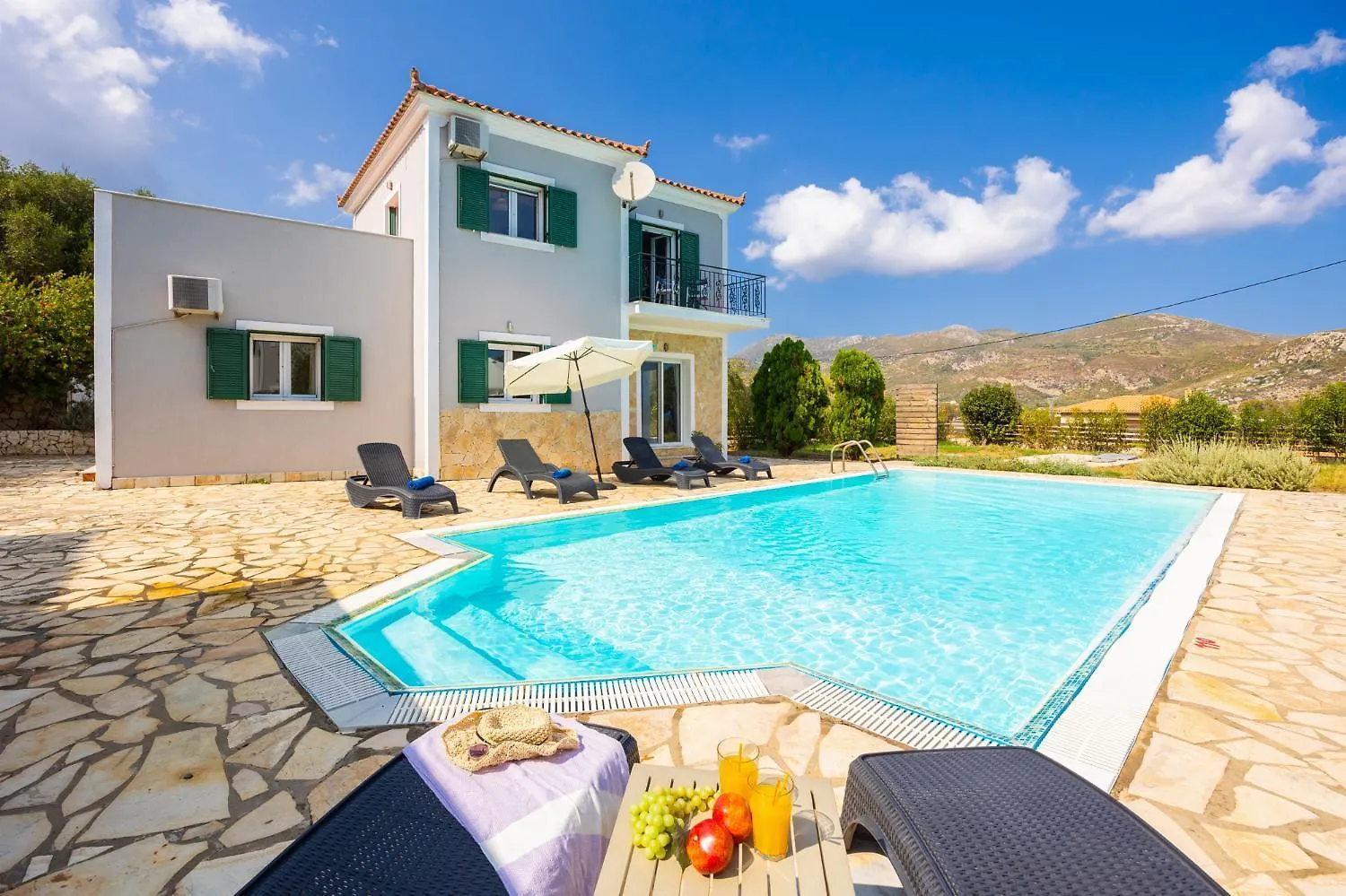 Villa Olga Katelios