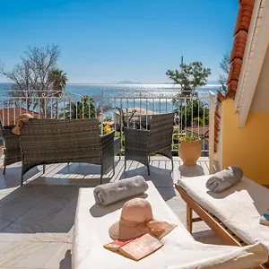Apartment Southbank Seafront, Katelios